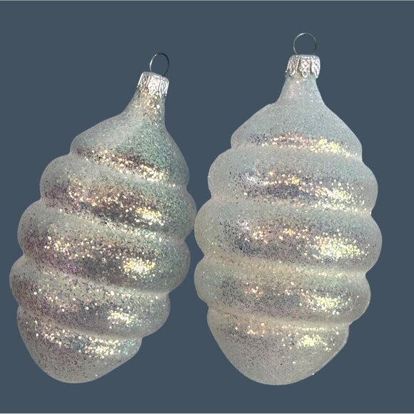 Delicate Blown Glass Ornaments Iridescent Spiral 4 Inches Christmas Colombia - Picture 4 of 5